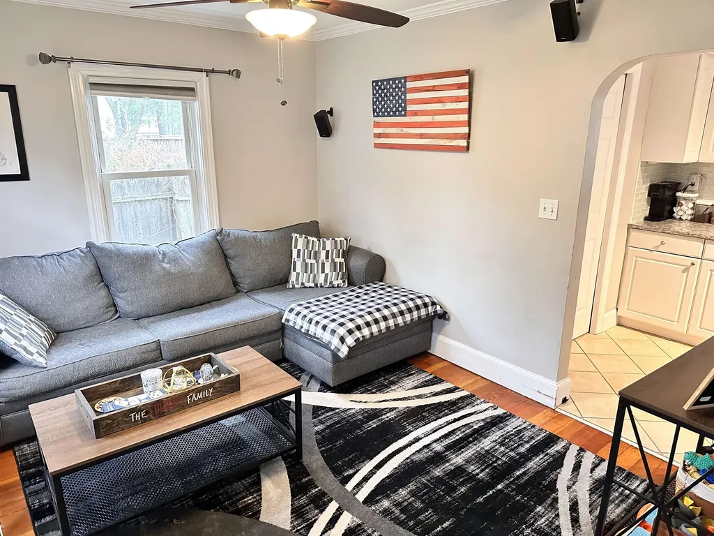 17 Walton Road Plaistow NH 03865