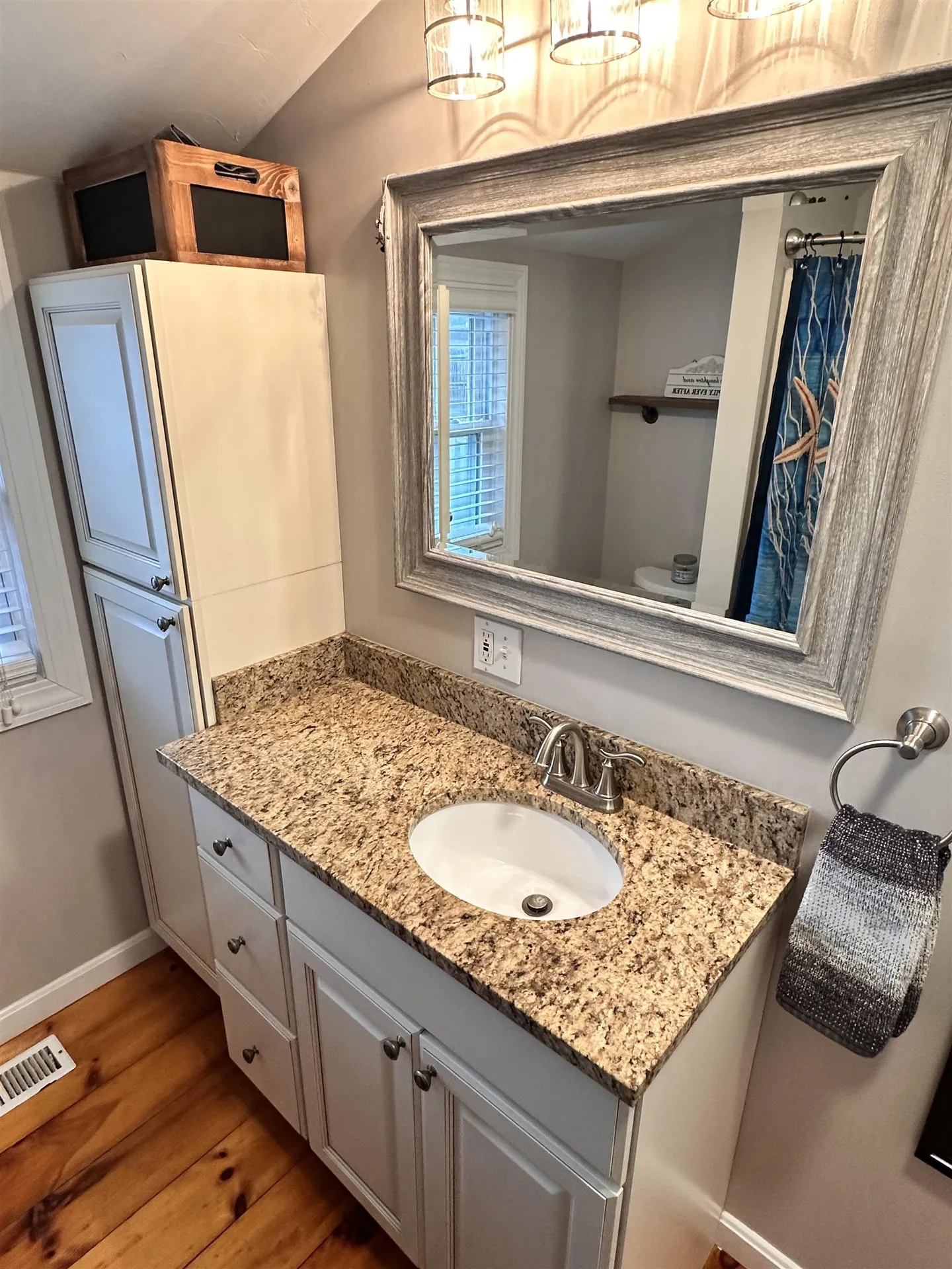 17 Walton Road Plaistow NH 03865