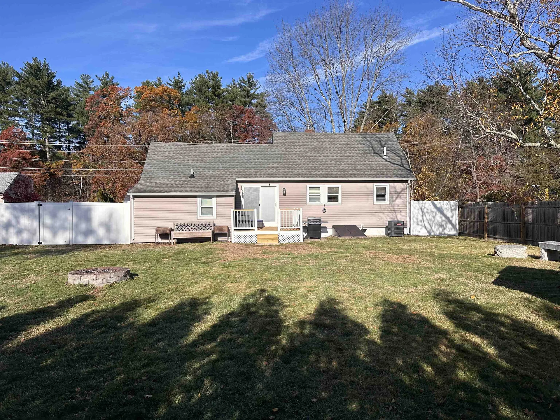 17 Walton Road Plaistow NH 03865
