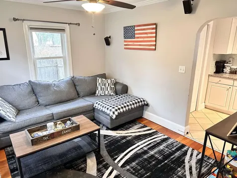 17 Walton Road Plaistow NH 03865