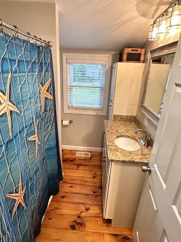 17 Walton Road Plaistow NH 03865