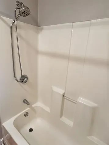 17 Walton Road Plaistow NH 03865