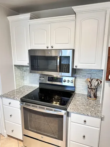 17 Walton Road Plaistow NH 03865