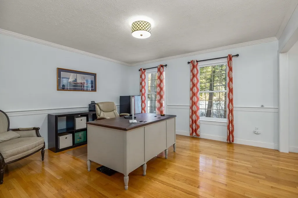 9 Captain's Way Exeter NH 03833