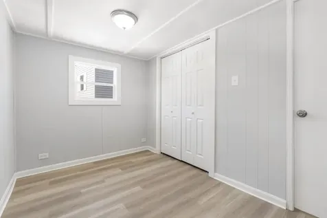 14 Stage Coach Circle Londonderry NH 03053