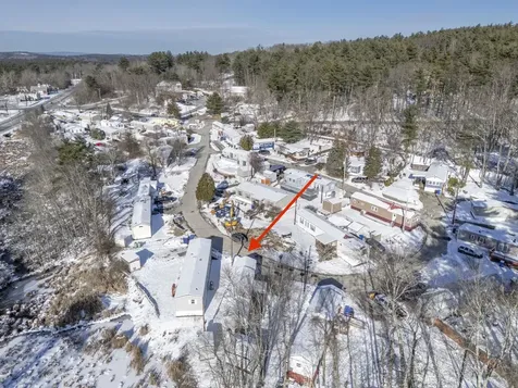 14 Stage Coach Circle Londonderry NH 03053