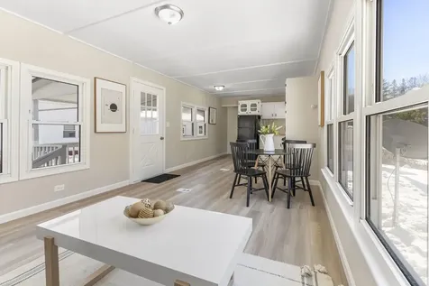 14 Stage Coach Circle Londonderry NH 03053