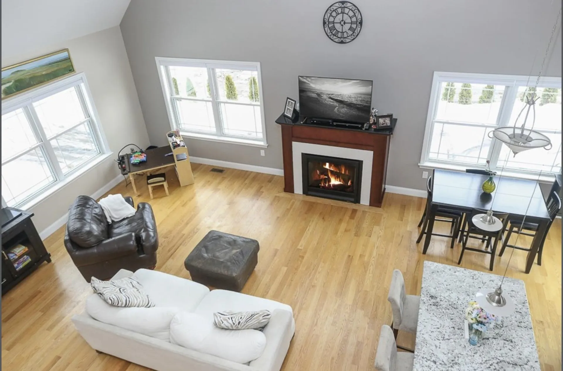 9 Gulliver Avenue Salem NH 03079