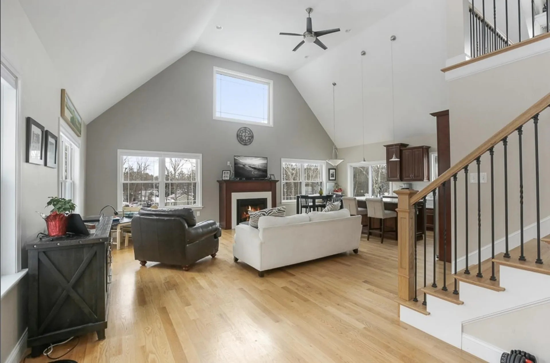 9 Gulliver Avenue Salem NH 03079