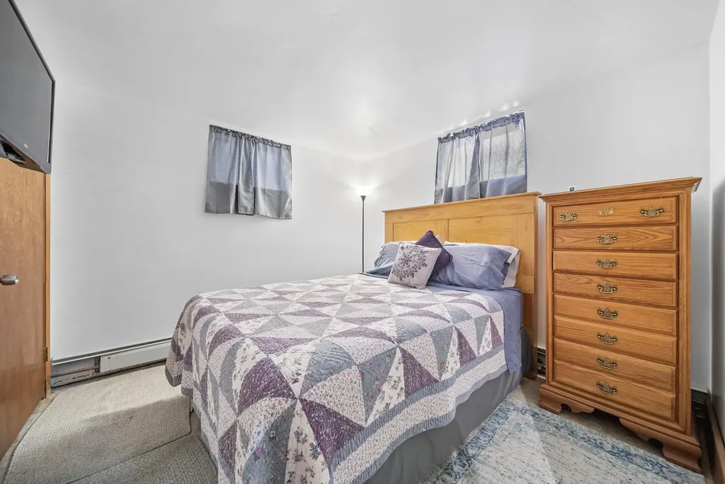 23 Pennsylvania Avenue Manchester NH 03104