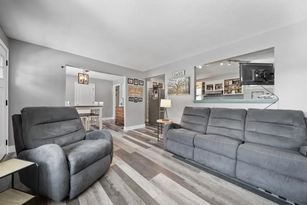 23 Pennsylvania Avenue Manchester NH 03104