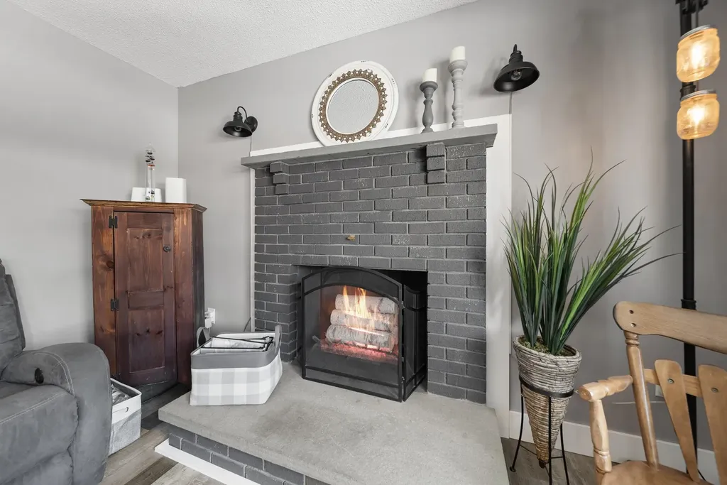 23 Pennsylvania Avenue Manchester NH 03104