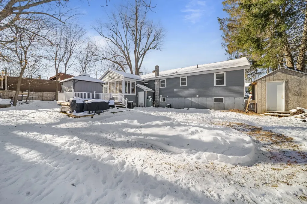 23 Pennsylvania Avenue Manchester NH 03104