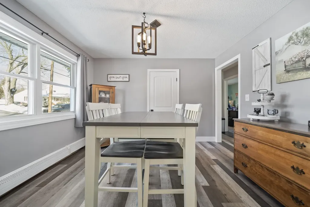 23 Pennsylvania Avenue Manchester NH 03104