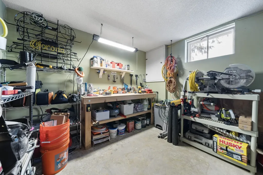 23 Pennsylvania Avenue Manchester NH 03104