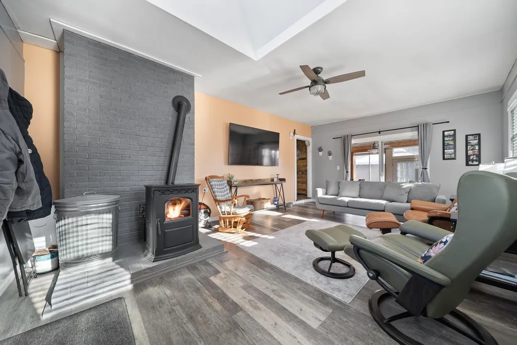 23 Pennsylvania Avenue Manchester NH 03104