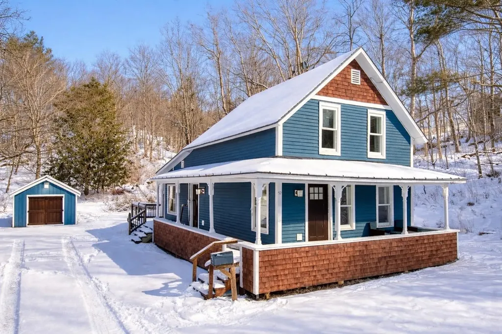 12 East Street Waterbury VT 05676