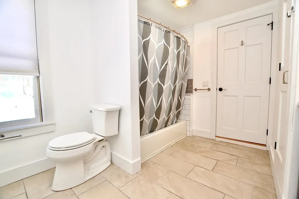 12 East Street Waterbury VT 05676