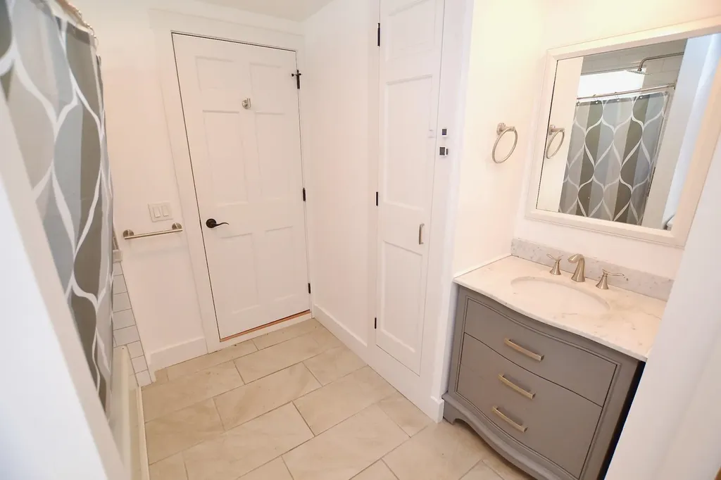 12 East Street Waterbury VT 05676