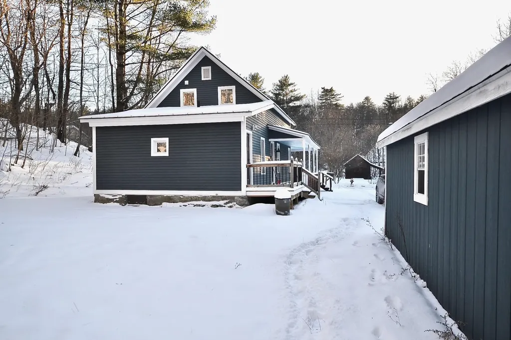 12 East Street Waterbury VT 05676