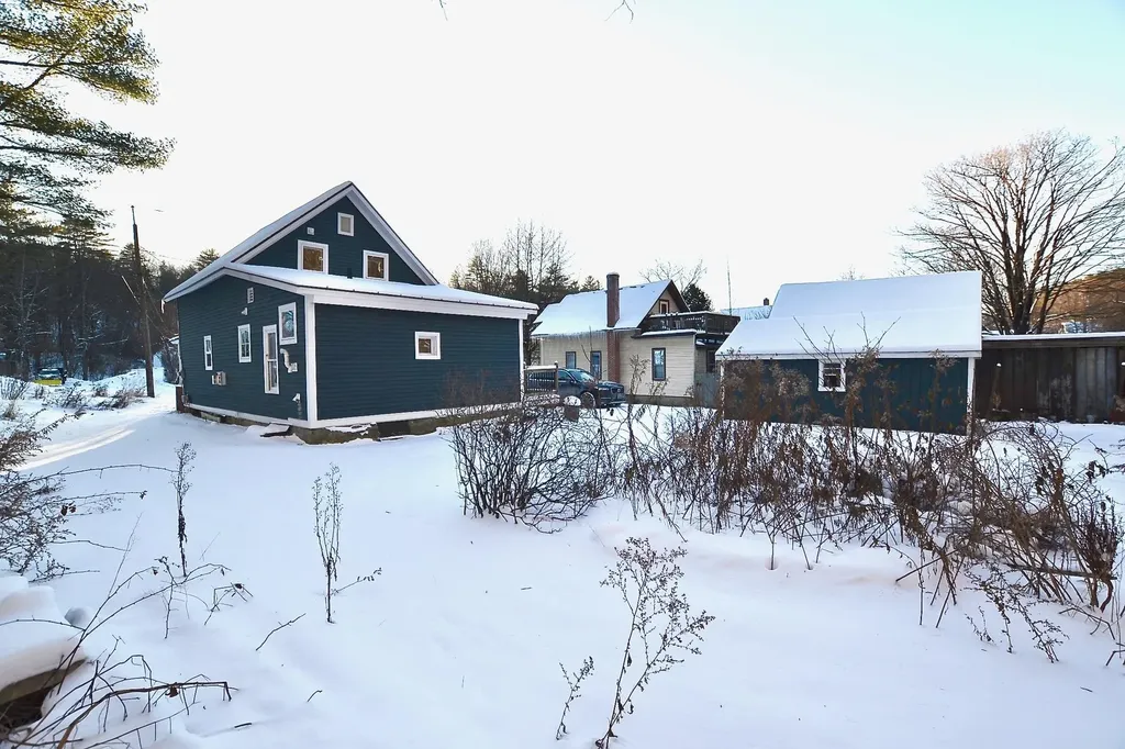 12 East Street Waterbury VT 05676