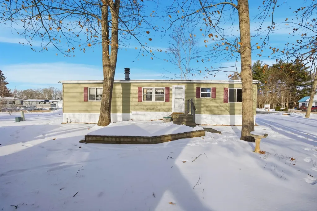 97 Linden Street Exeter NH 03833