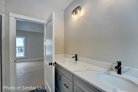 27 Kasnet Drive Rye NH 03870