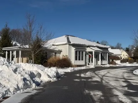 1 Camelia Avenue Concord NH 03301