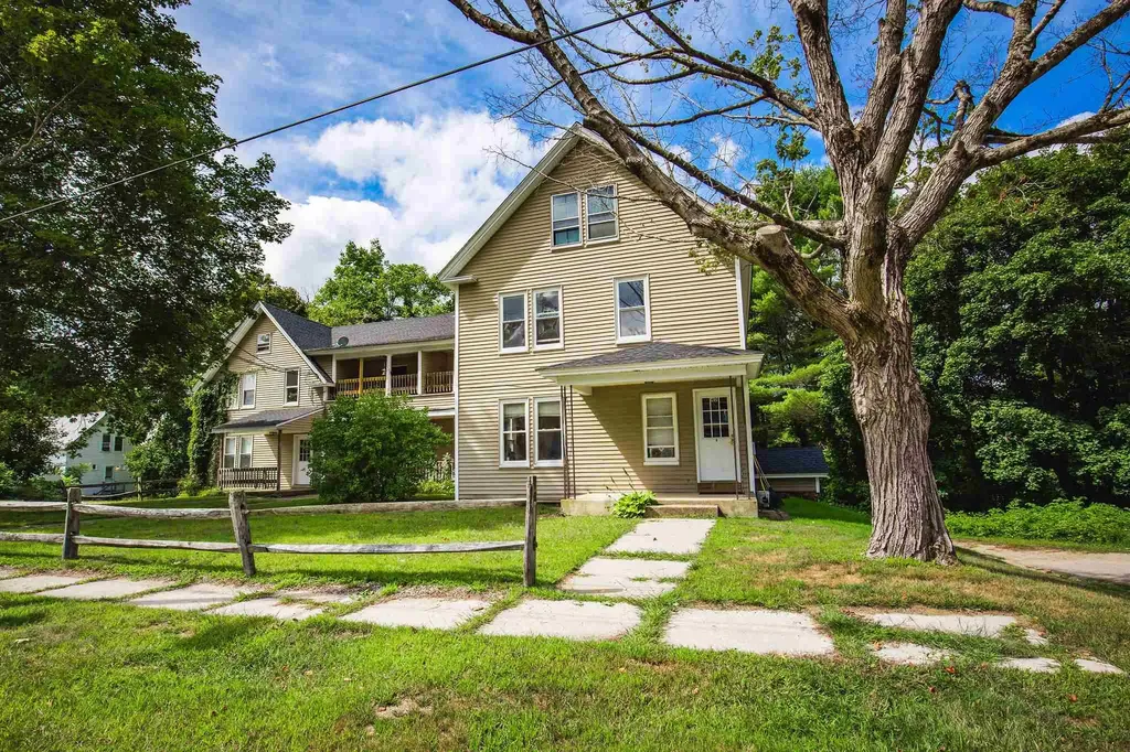 4 C Bayley Avenue Plymouth NH 03264