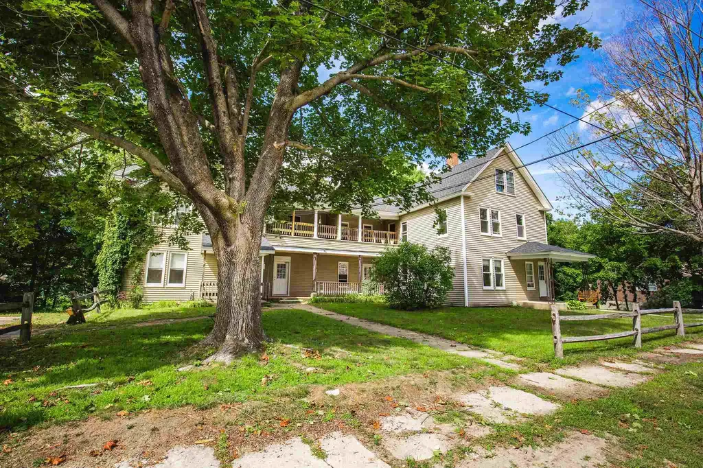 4 C Bayley Avenue Plymouth NH 03264