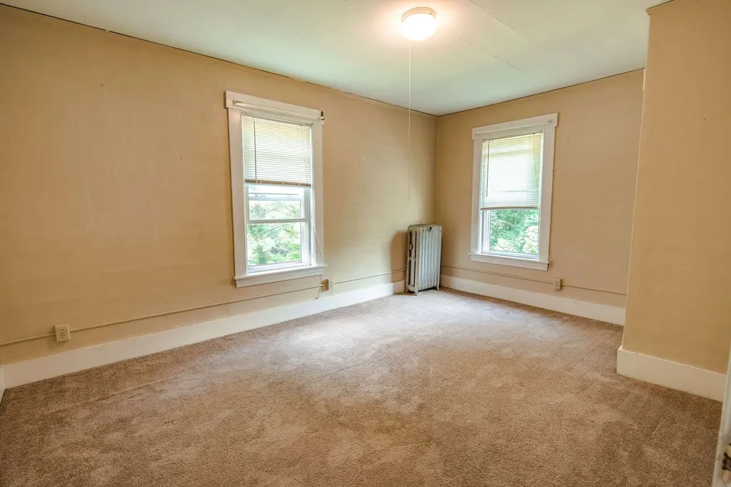 4 C Bayley Avenue Plymouth NH 03264