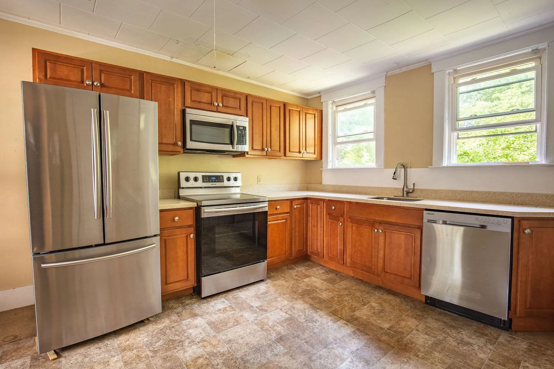 4 C Bayley Avenue Plymouth NH 03264