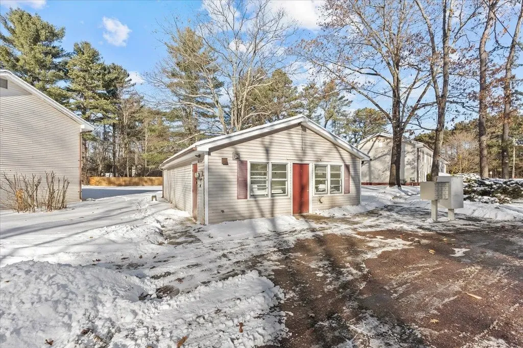 78 Sandhill Road Essex VT 05452