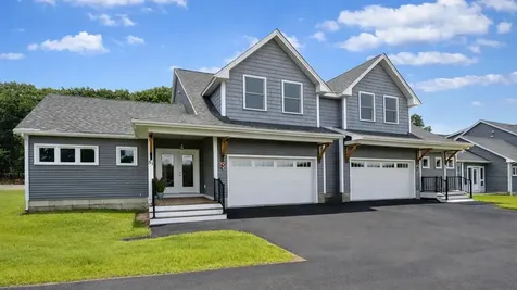 29 Kasnet Drive Rye NH 03870