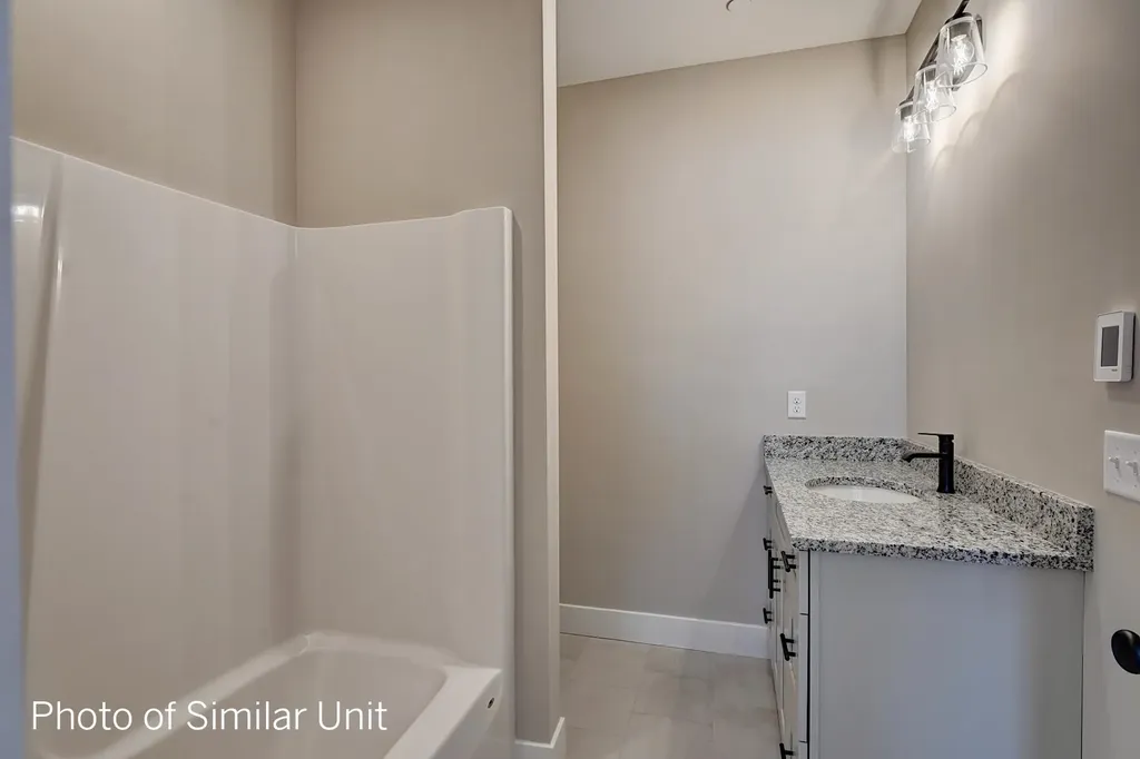 22 Kasnet Drive Rye NH 03870