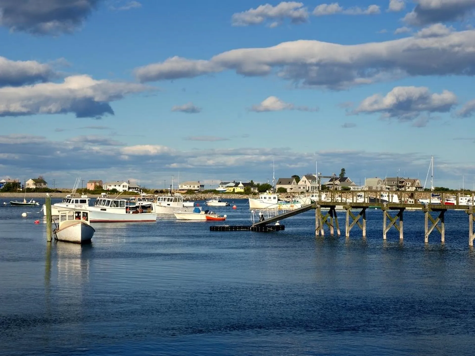 22 Kasnet Drive Rye NH 03870