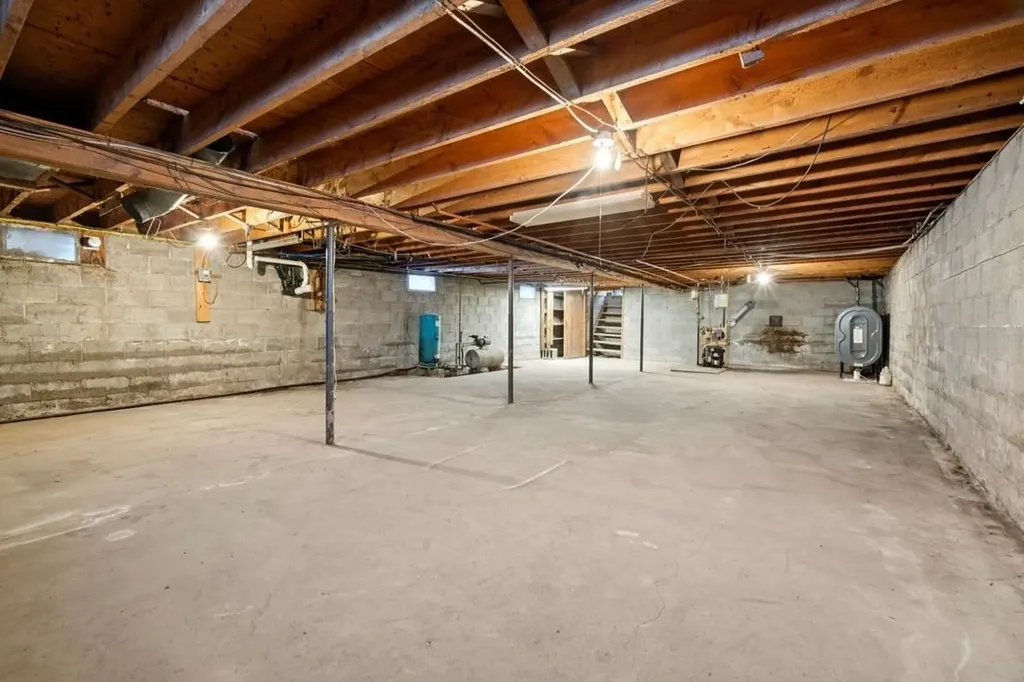 434 South Main Street Newport NH 03773