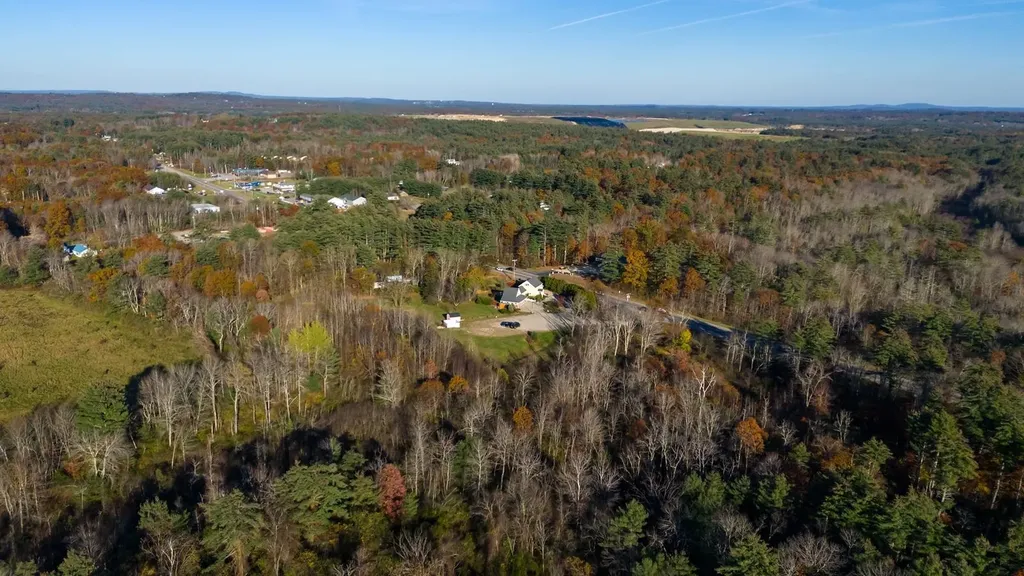 146 Calef Highway Barrington NH 03825