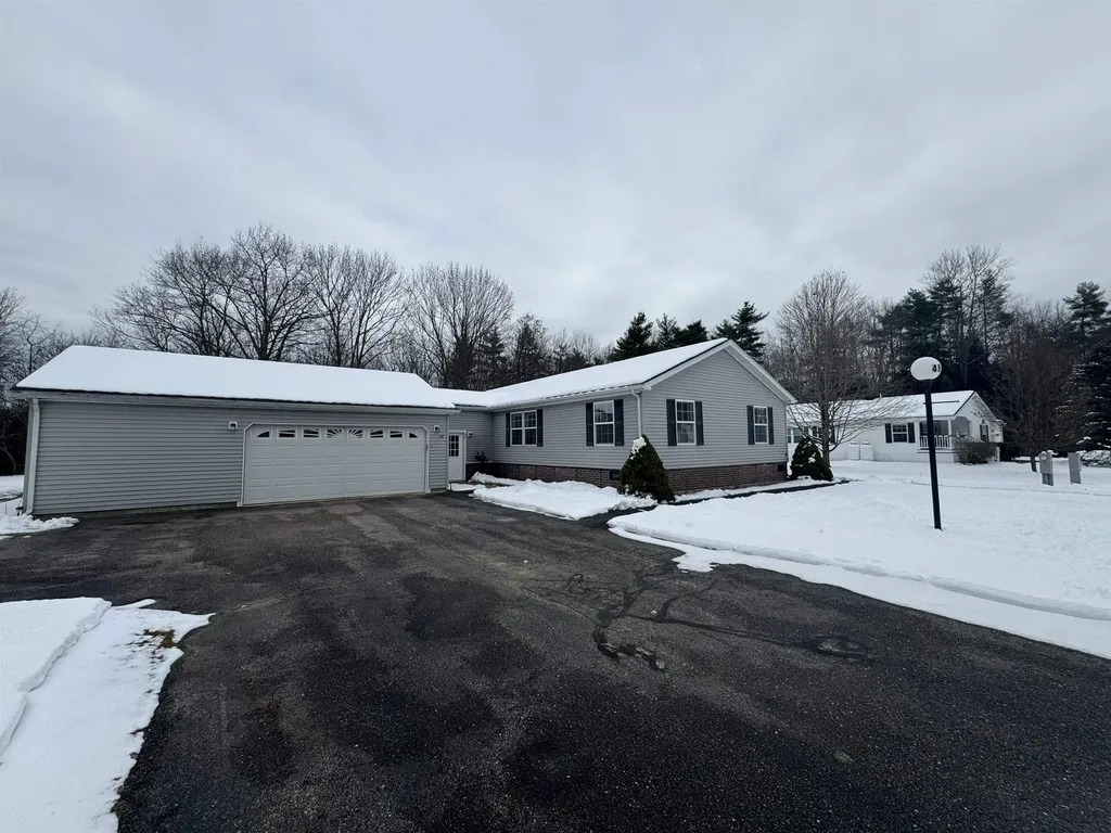 48 Sagebrush Drive Rochester NH 03867