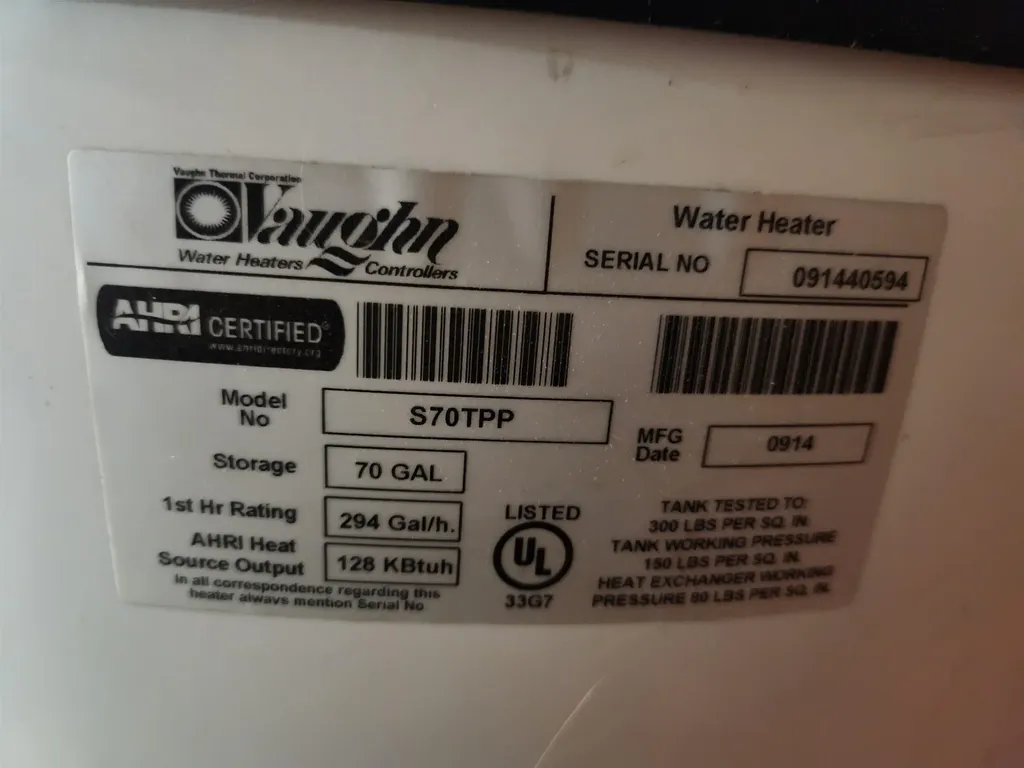 27 Wentworth Avenue Laconia NH 03246