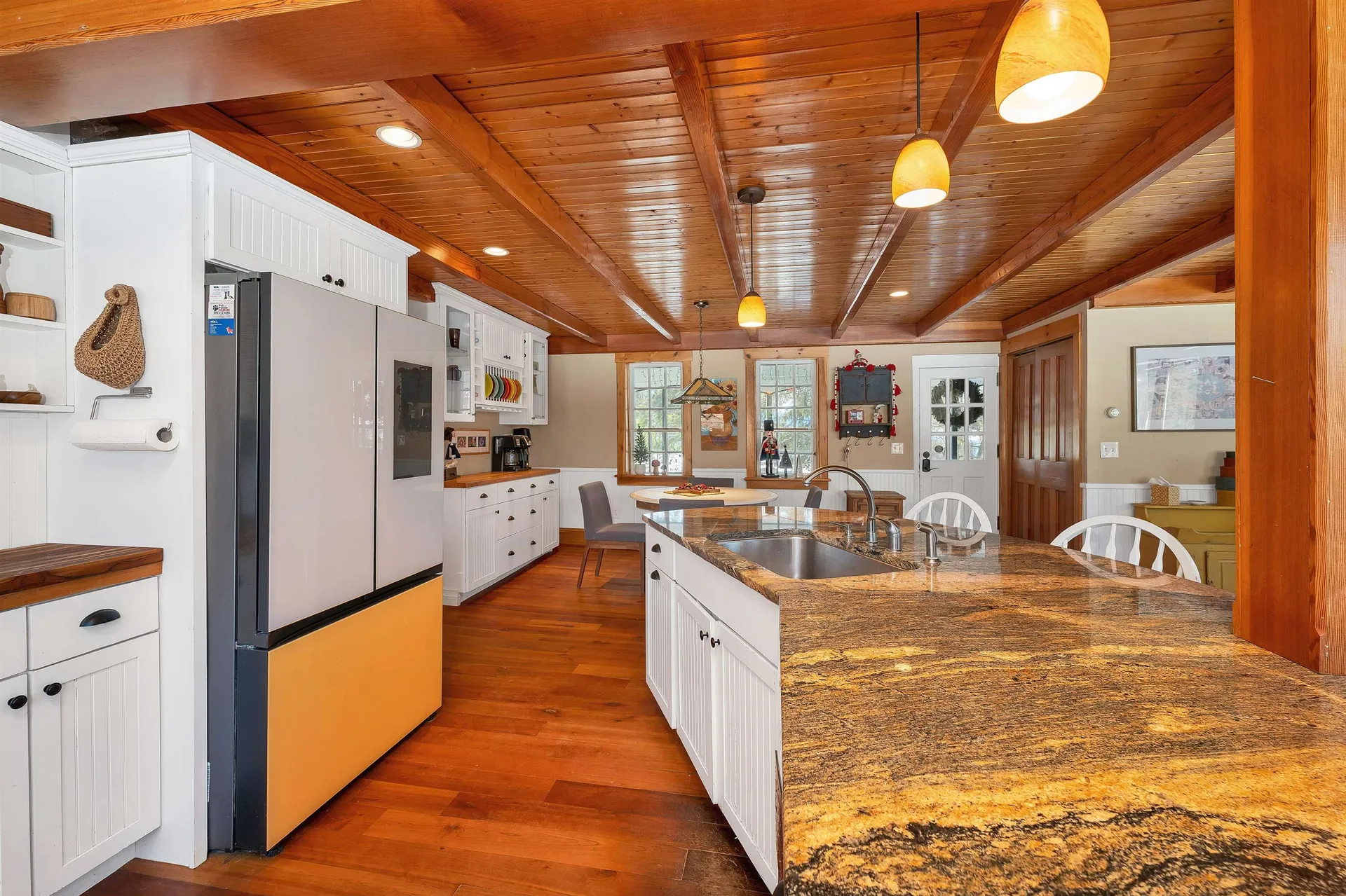 27 Wentworth Avenue Laconia NH 03246