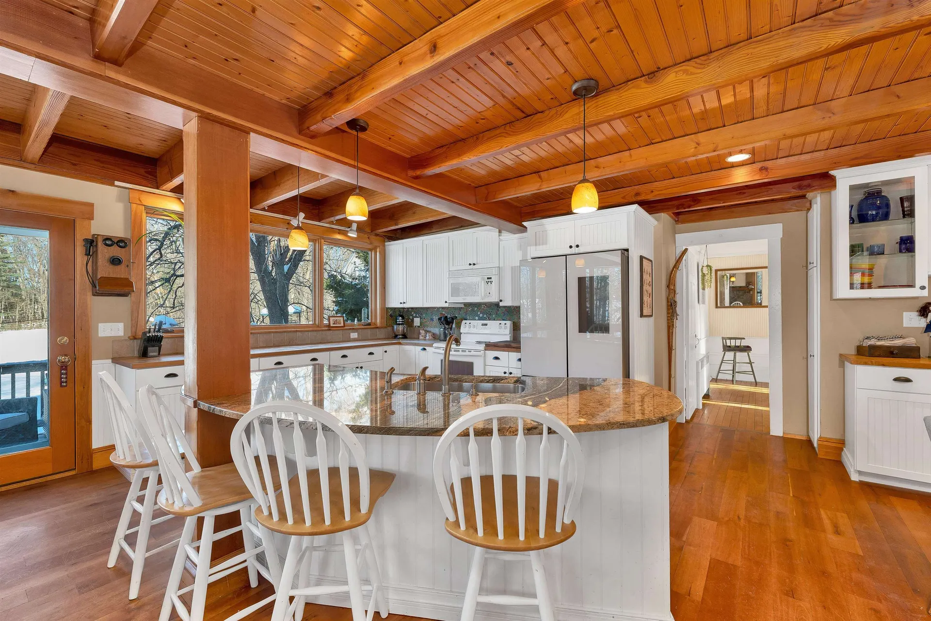 27 Wentworth Avenue Laconia NH 03246