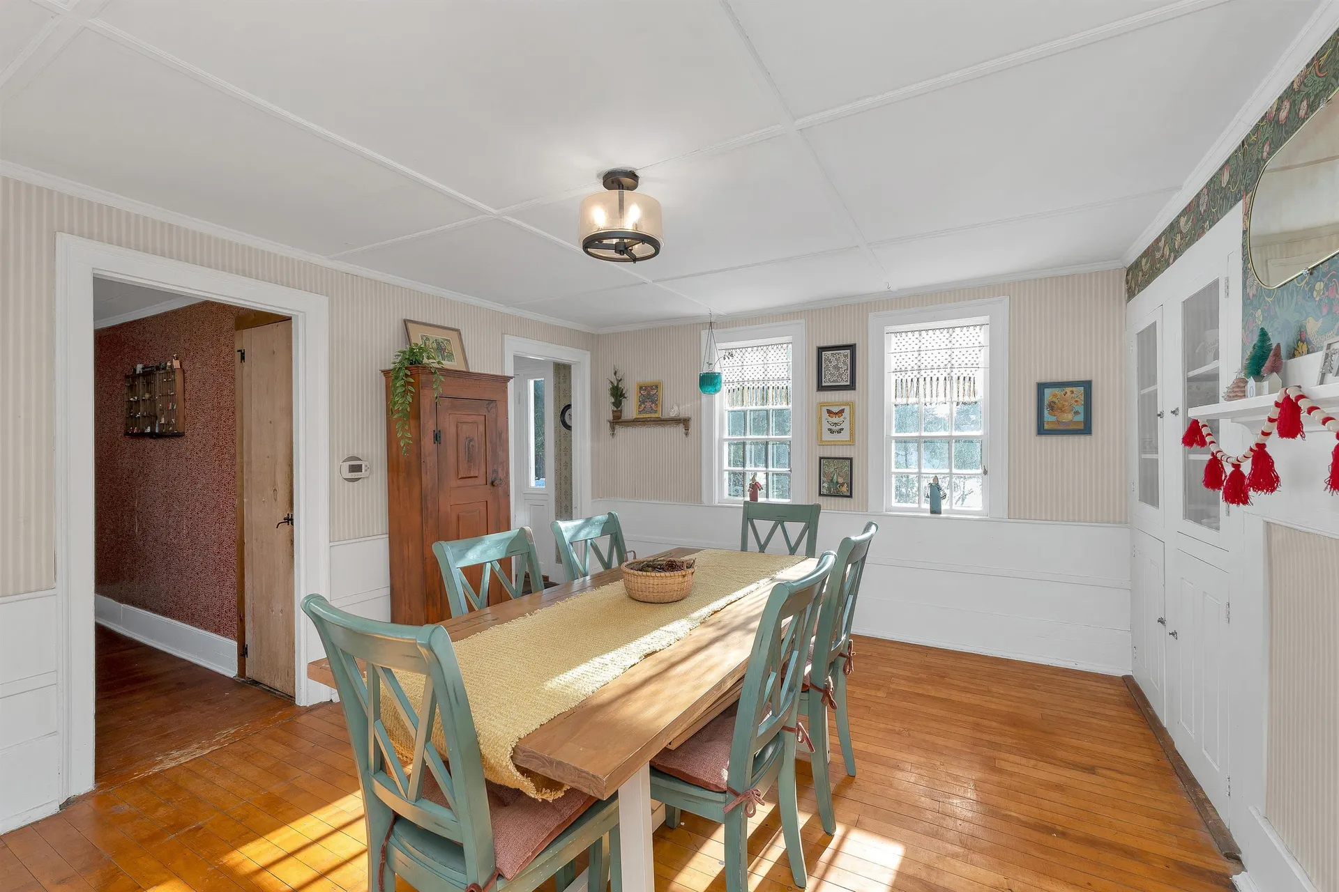 27 Wentworth Avenue Laconia NH 03246