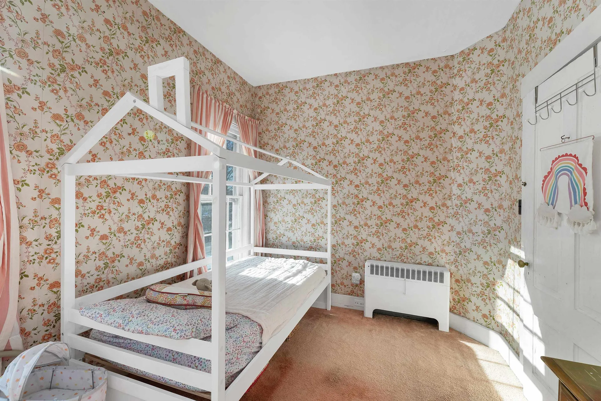 27 Wentworth Avenue Laconia NH 03246