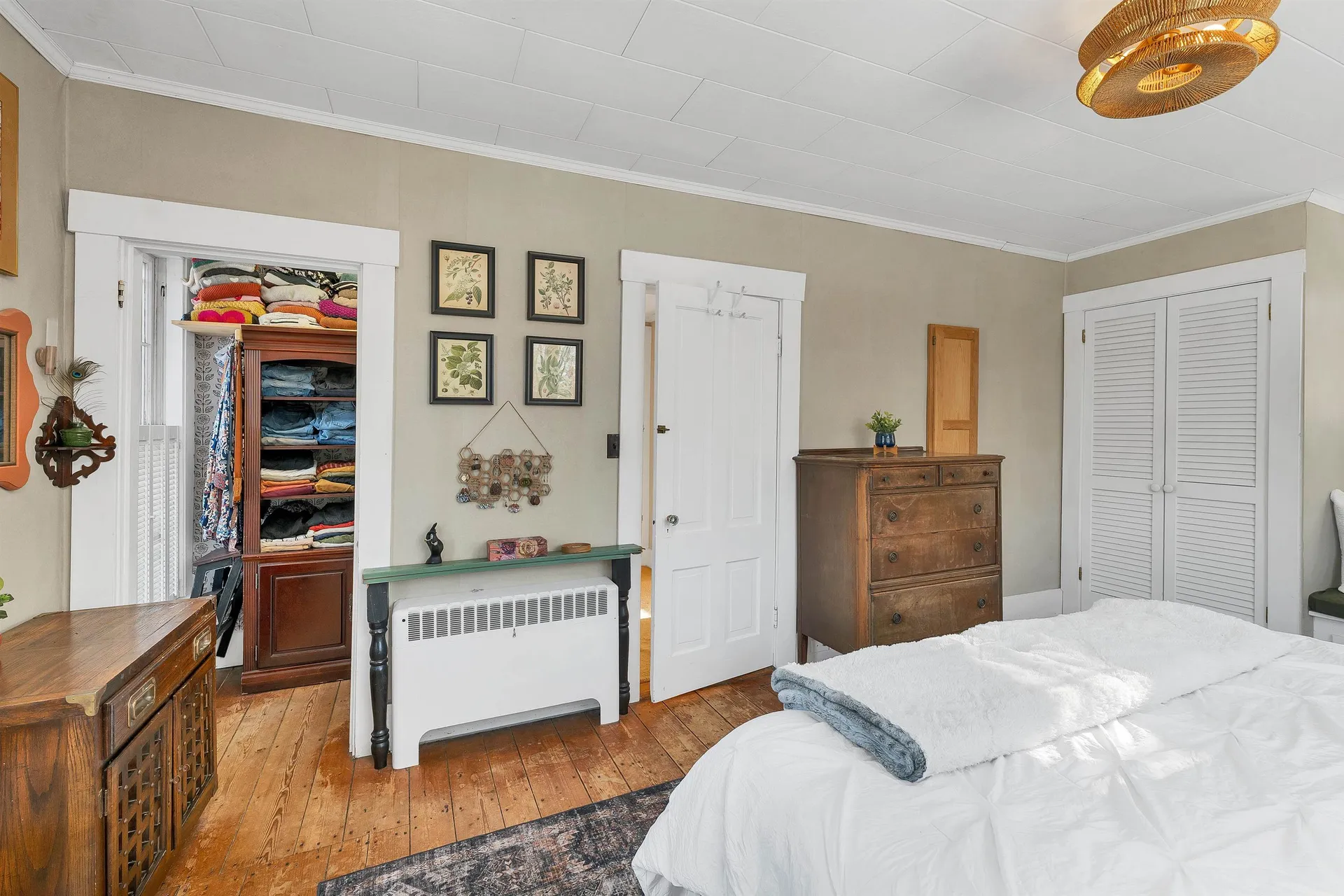 27 Wentworth Avenue Laconia NH 03246