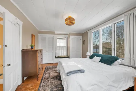 27 Wentworth Avenue Laconia NH 03246