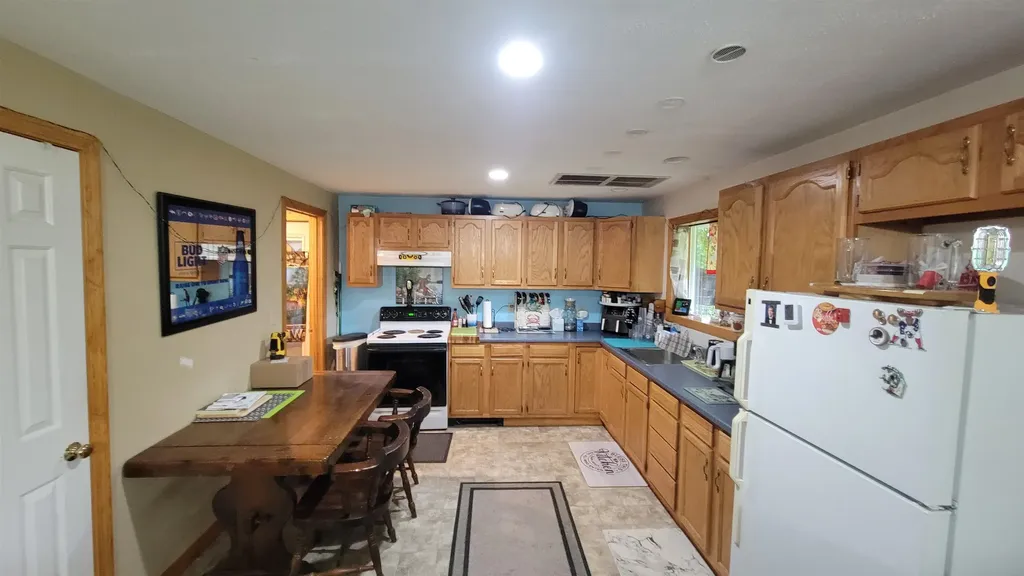 183 Breezy Hill Road Bradford NH 03221