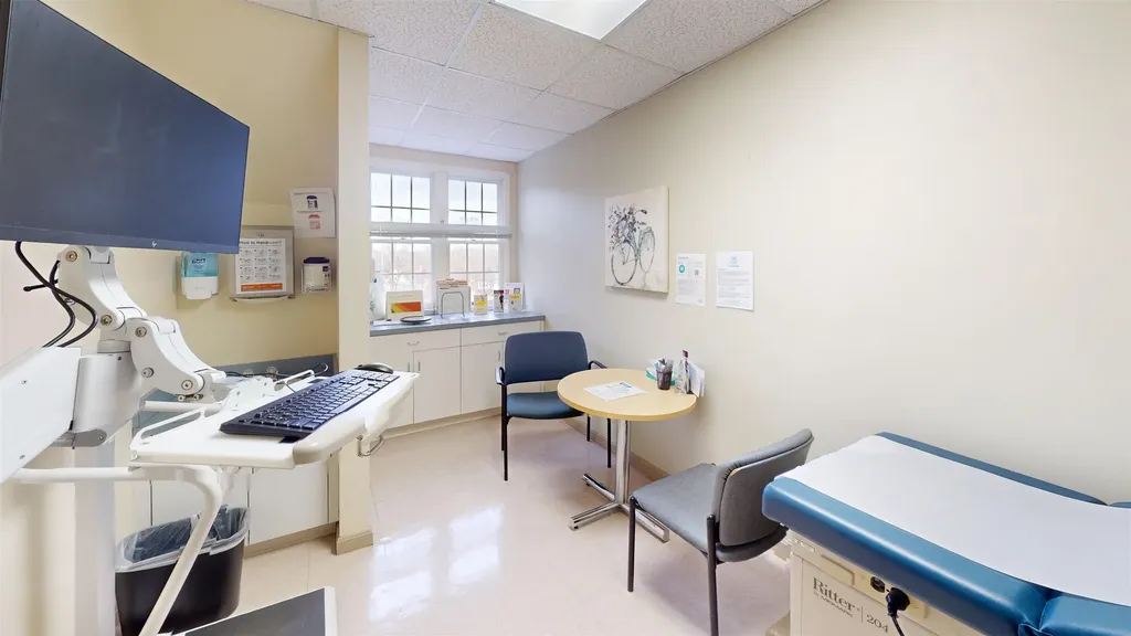 769 South Main Street Manchester NH 03102