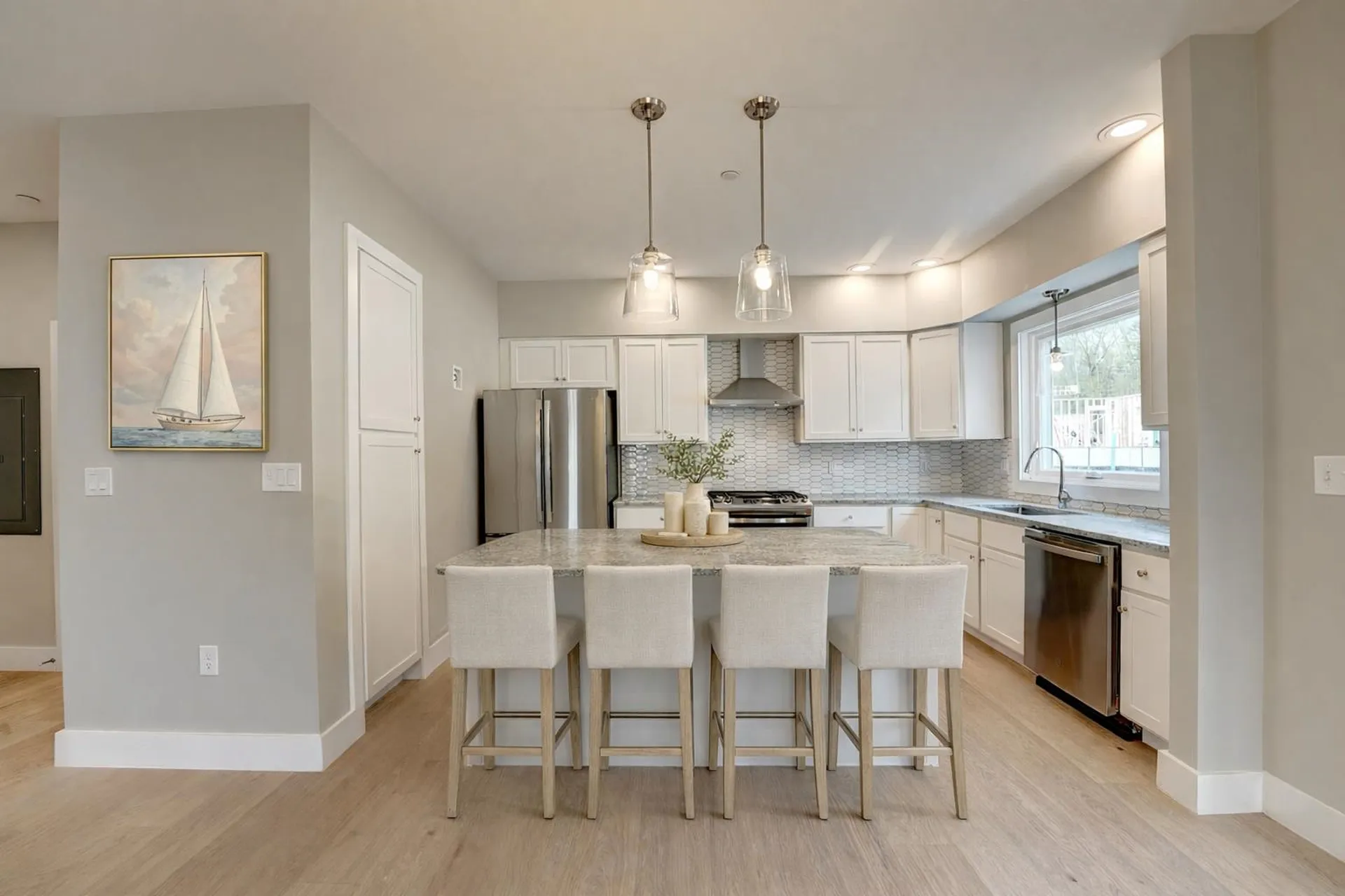 18 Kasnet Drive Rye NH 03870