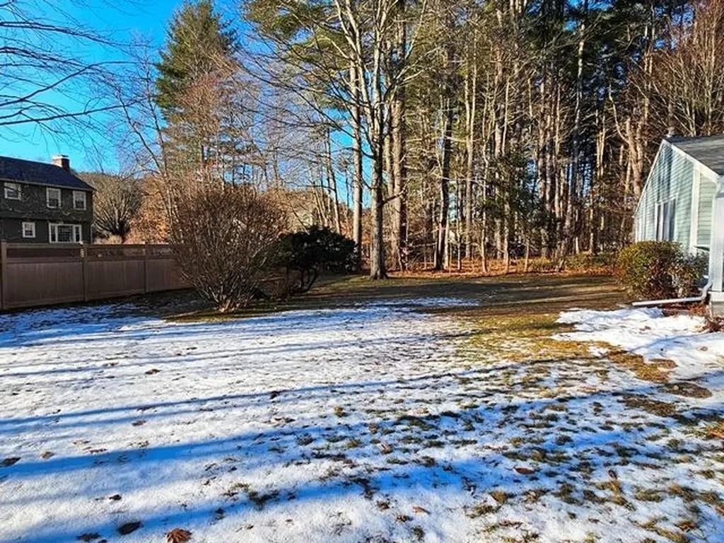 38 Greenbriar Road Keene NH 03431